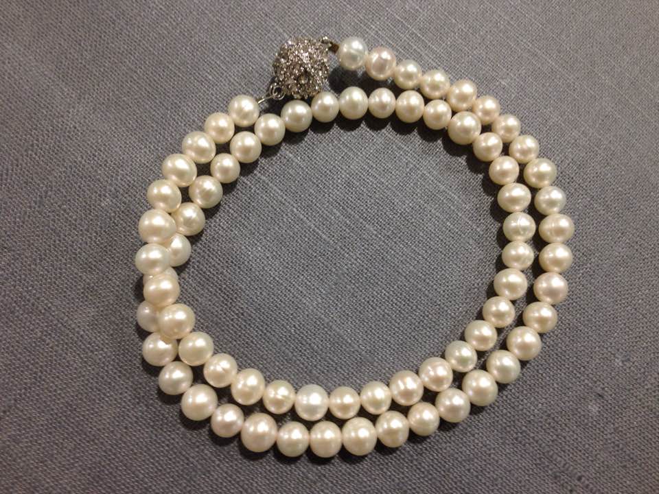 Halskette Perlen weiss