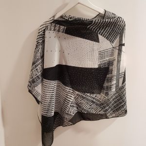 Poncho Universalgrösse handgemacht Unikat