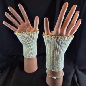 Stulpen gestrickt Unikat Merino Perlen